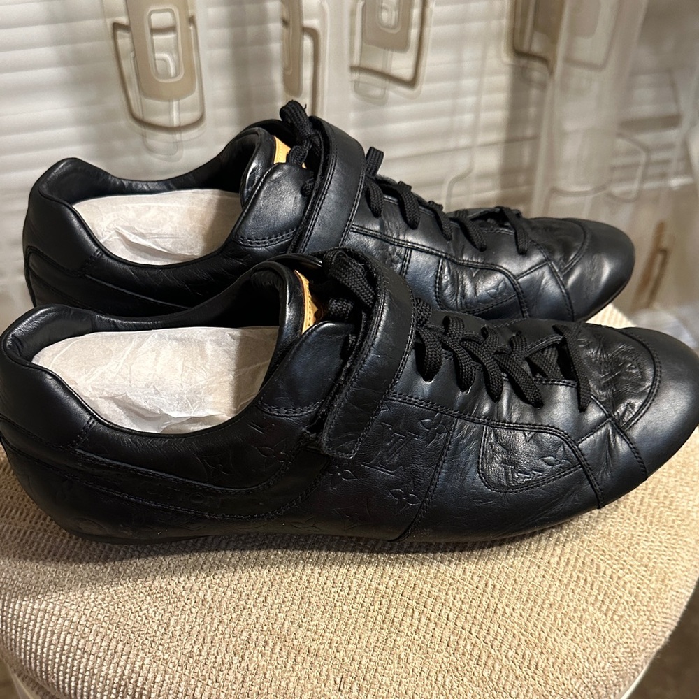Louis Vuitton Black Leather Sneakers
